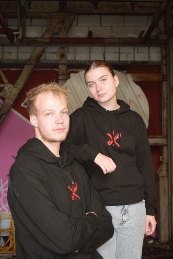 HOODIE "KICKROLLEN"